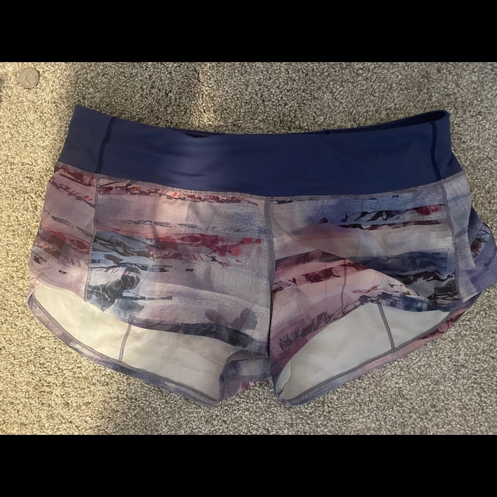 Lululemon Speed Up Shorts 2.5”